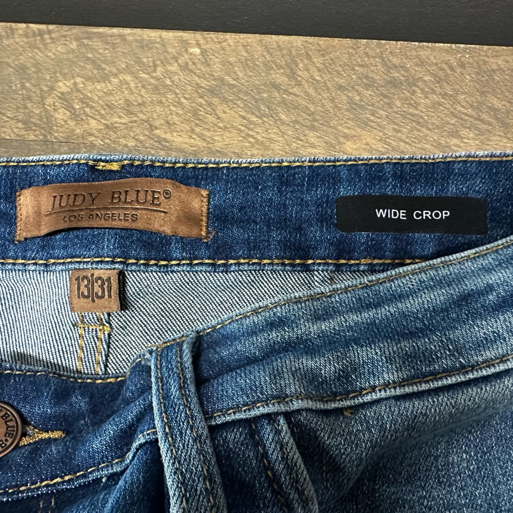NWOT Judy Blue Women’s Wide-Leg Crop Denim Jeans - Picture 3 of 12